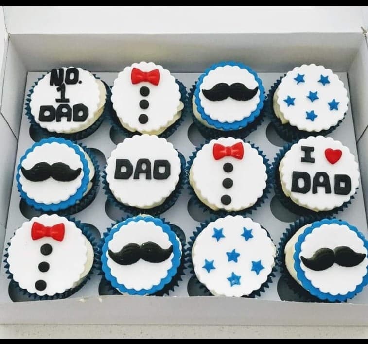 Cupcakes cake design 3