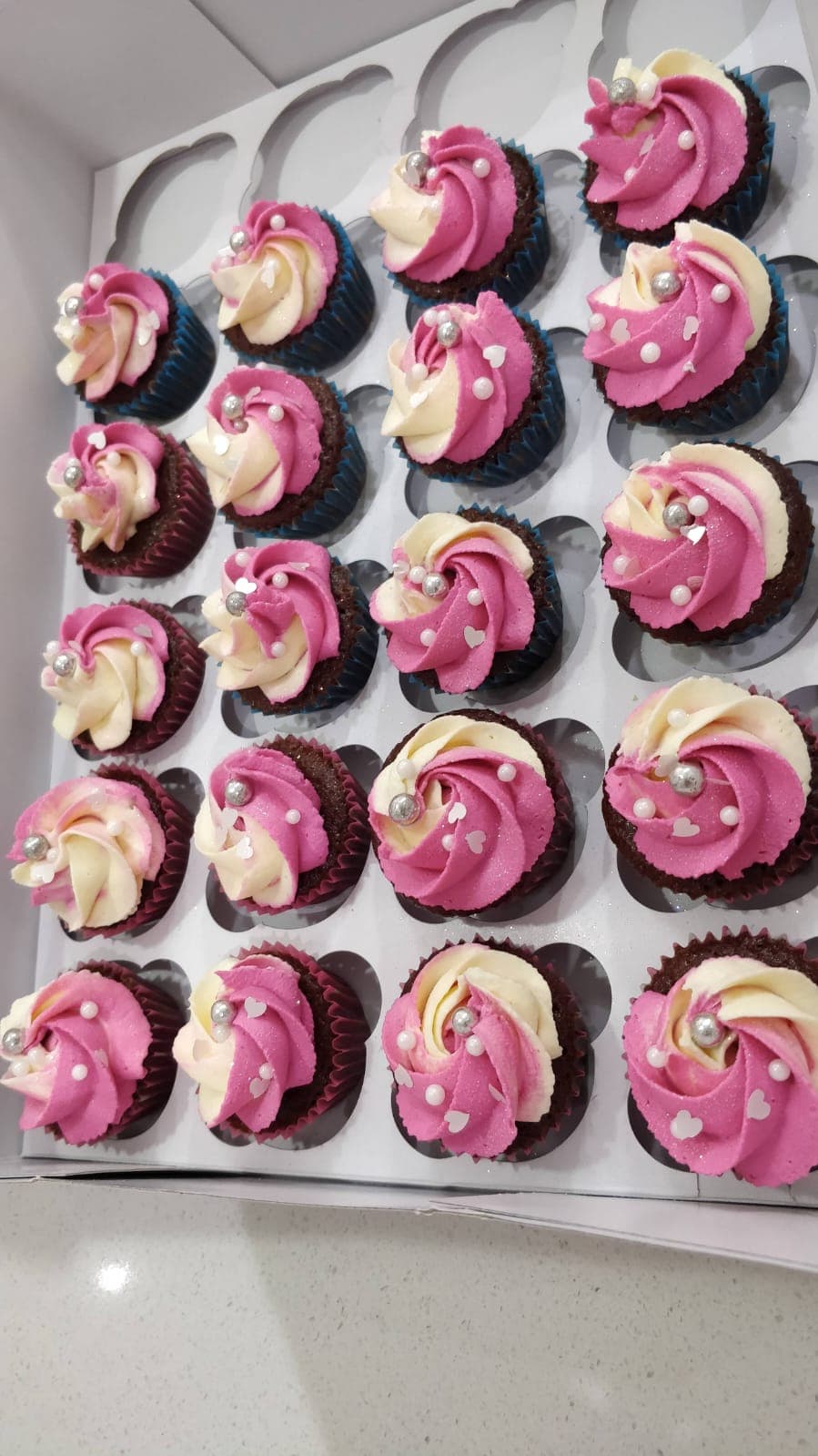 Cupcakes cake design 15