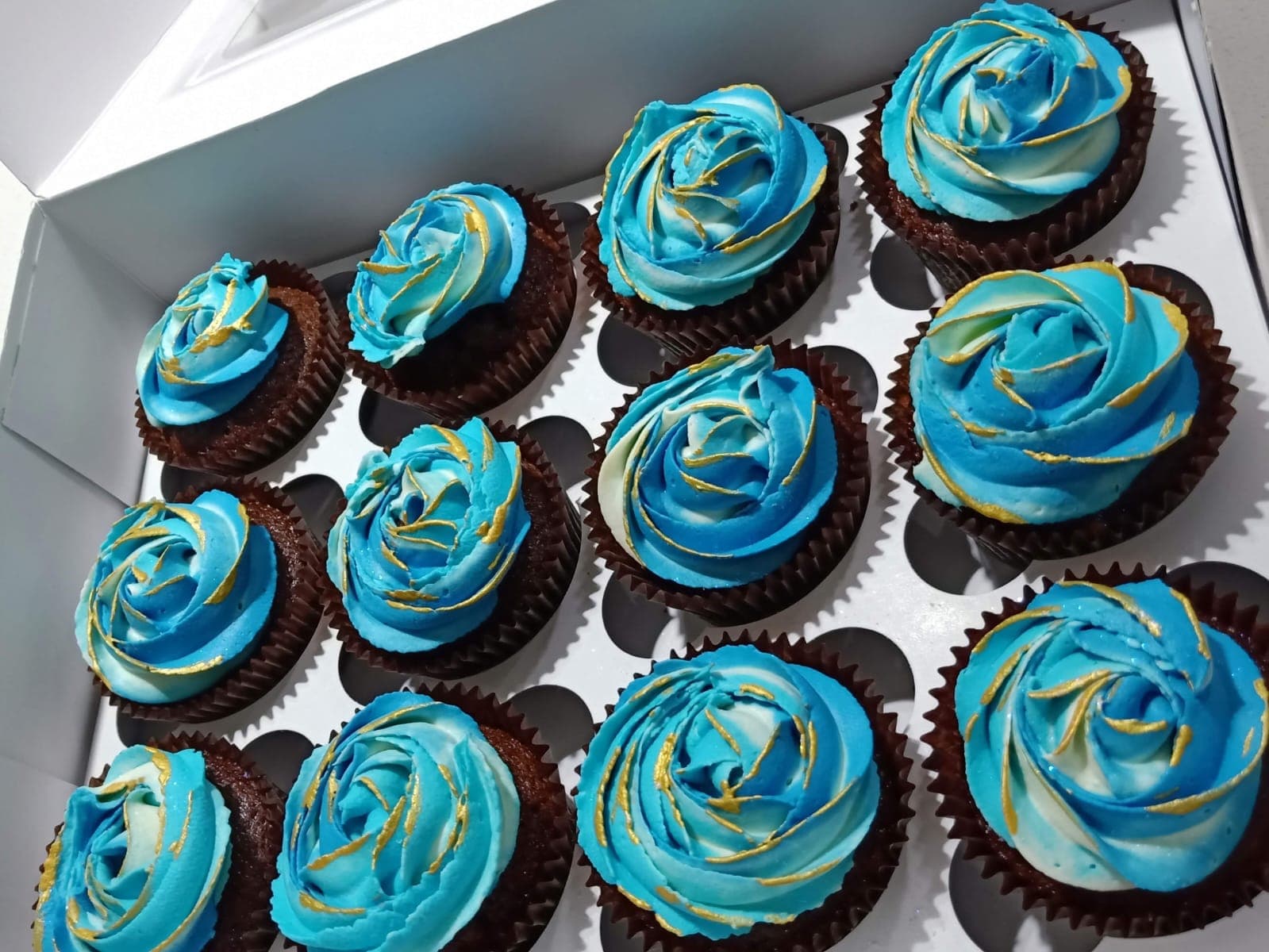 Cupcakes cake design 20